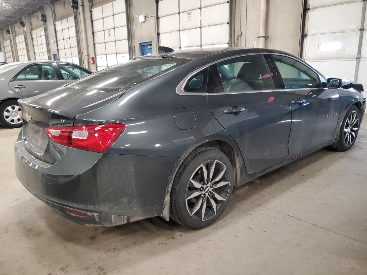 2017 CHEVROLET MALIBU LT - Фото 3