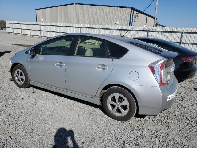 2015 Toyota Prius - Image 2
