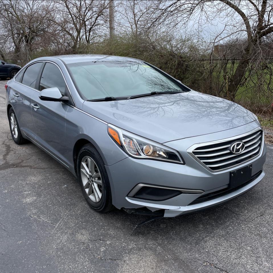 2017 HYUNDAI SONATA SE car image