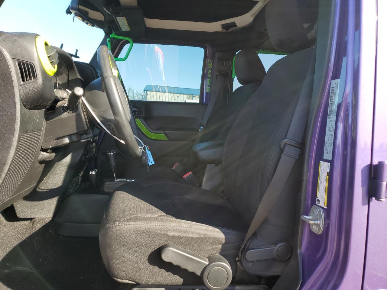 2017 JEEP WRANGLER U - Image 7