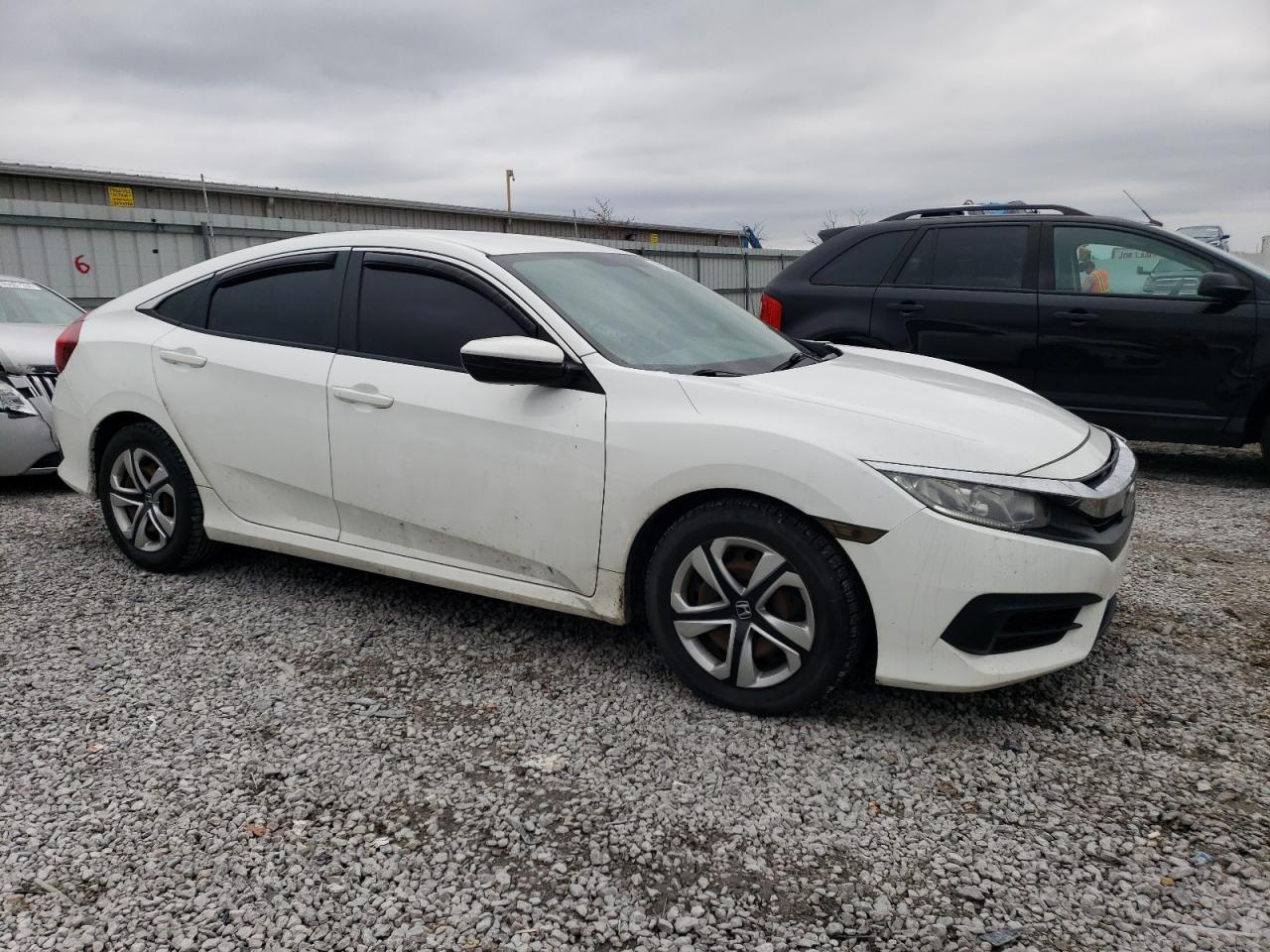 2016 HONDA CIVIC LX - Image 4