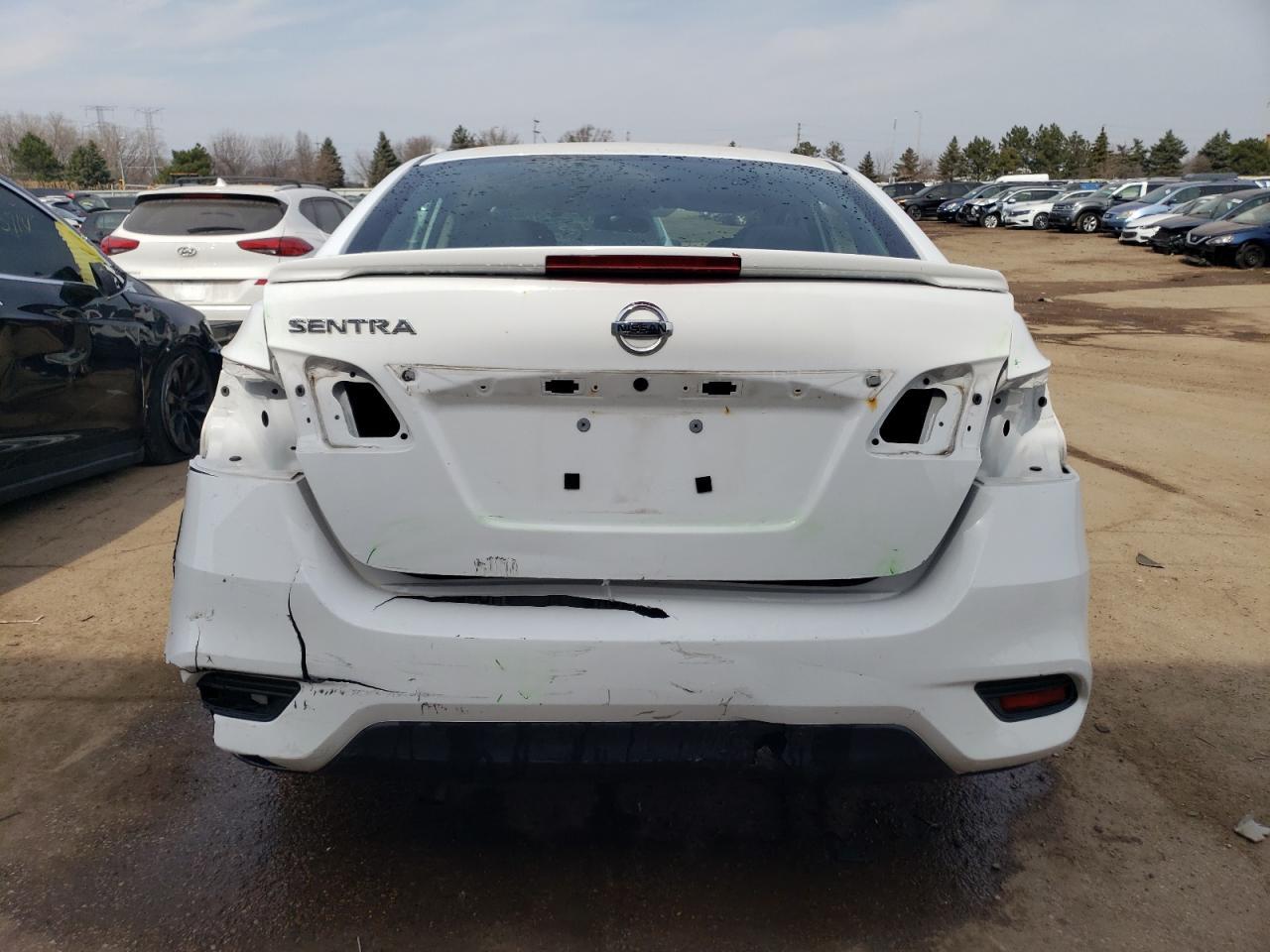 2017 NISSAN SENTRA S - Фото 6