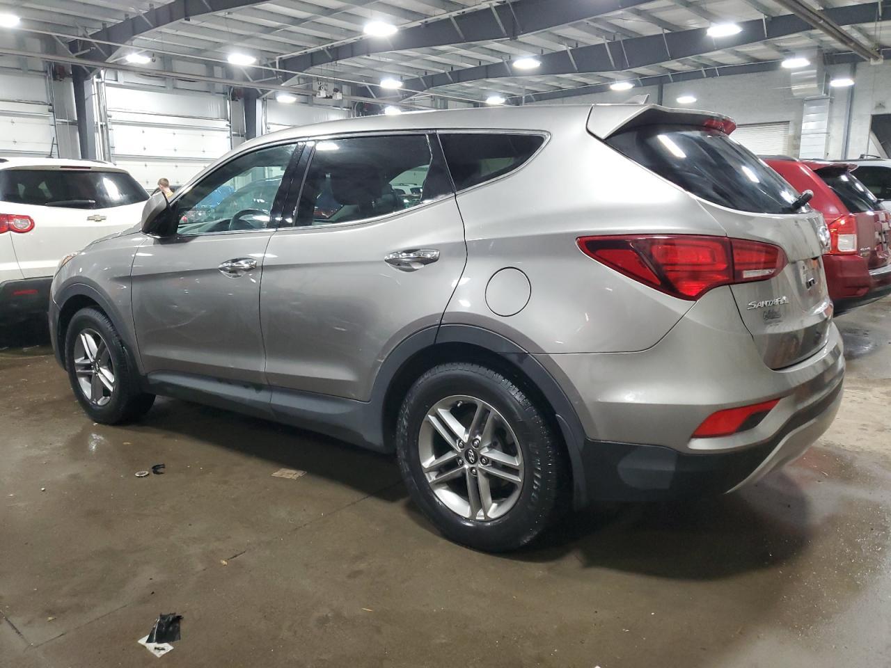 2017 HYUNDAI SANTA FE S - Image 2