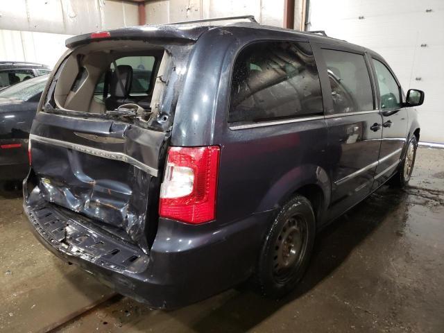 2014 Chrysler Town & Country Touring - Фото 3