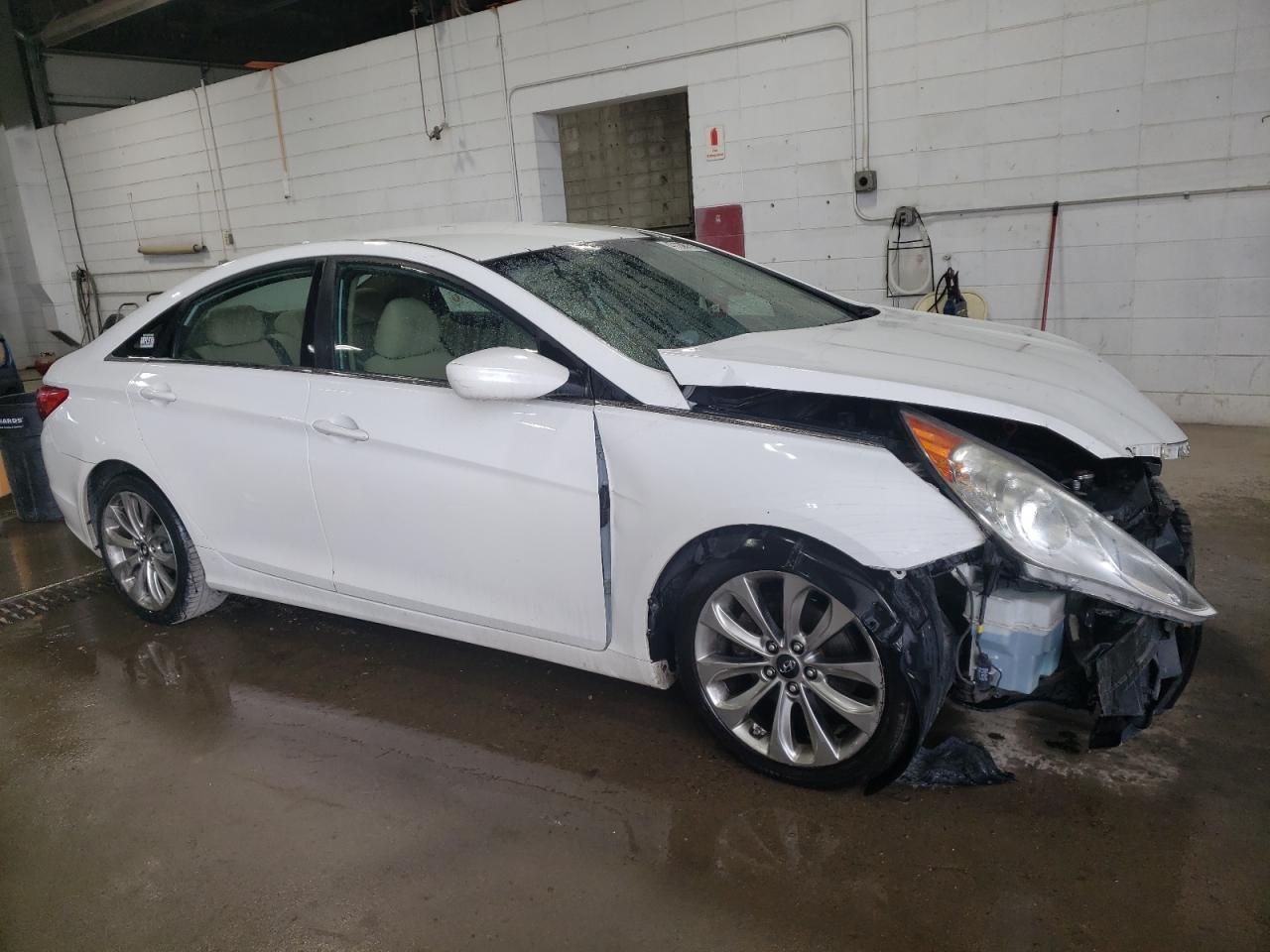 2011 HYUNDAI SONATA GLS - Image 4