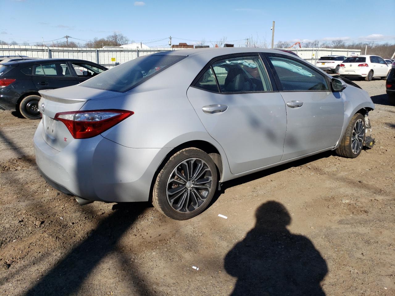 2015 TOYOTA COROLLA L - Image 3