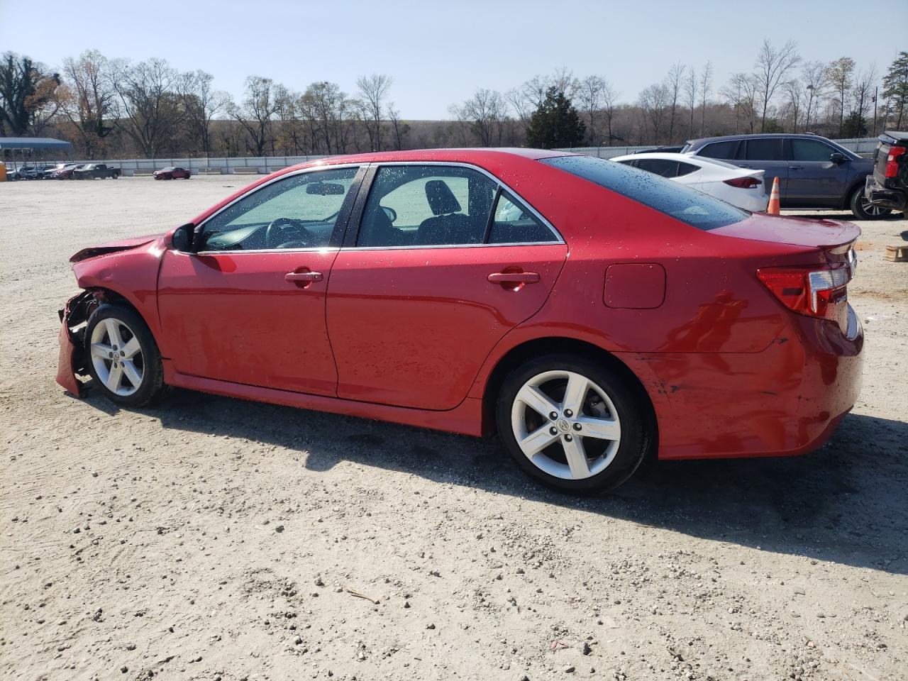 2014 TOYOTA CAMRY L - Image 2