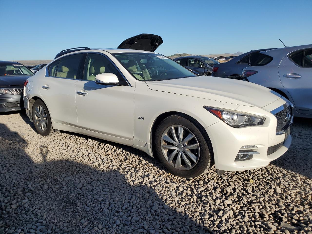 2016 INFINITI Q50 PREMIU - Фото 4