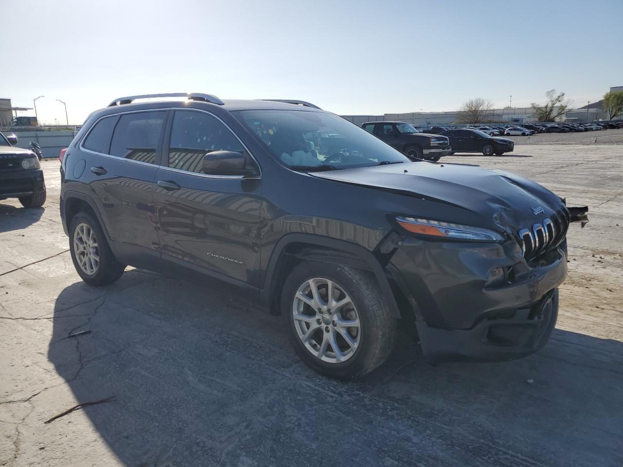 2016 JEEP CHEROKEE L - Image 4