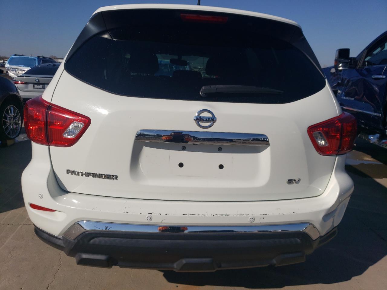 2017 NISSAN PATHFINDER - Image 6