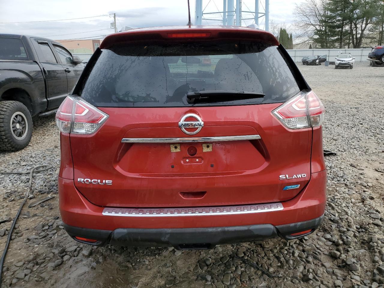 2014 NISSAN ROGUE S - Image 6