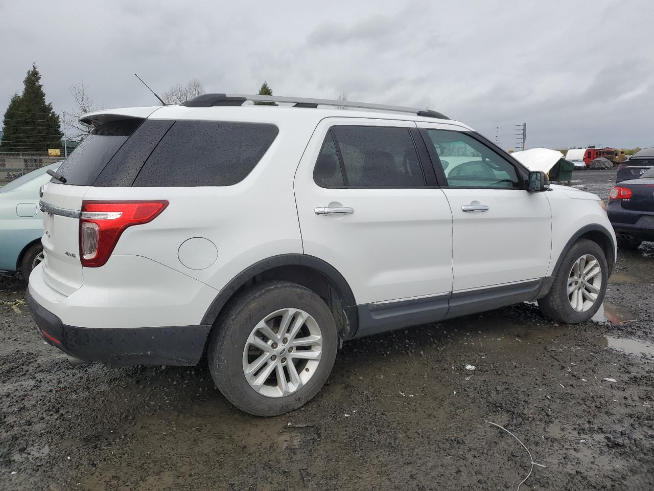 2013 FORD EXPLORER X - Фото 3