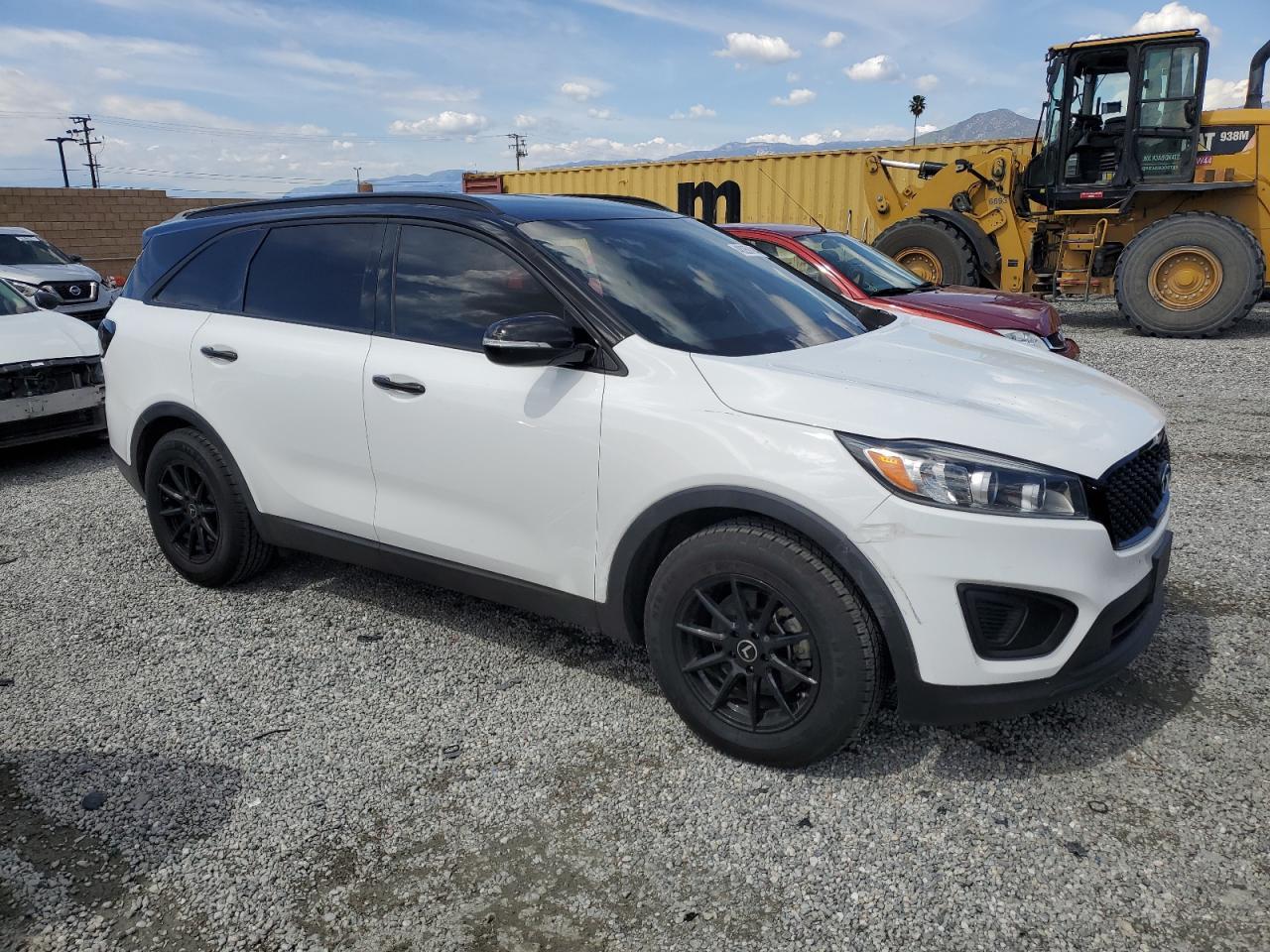 2016 KIA SORENTO LX - Image 4