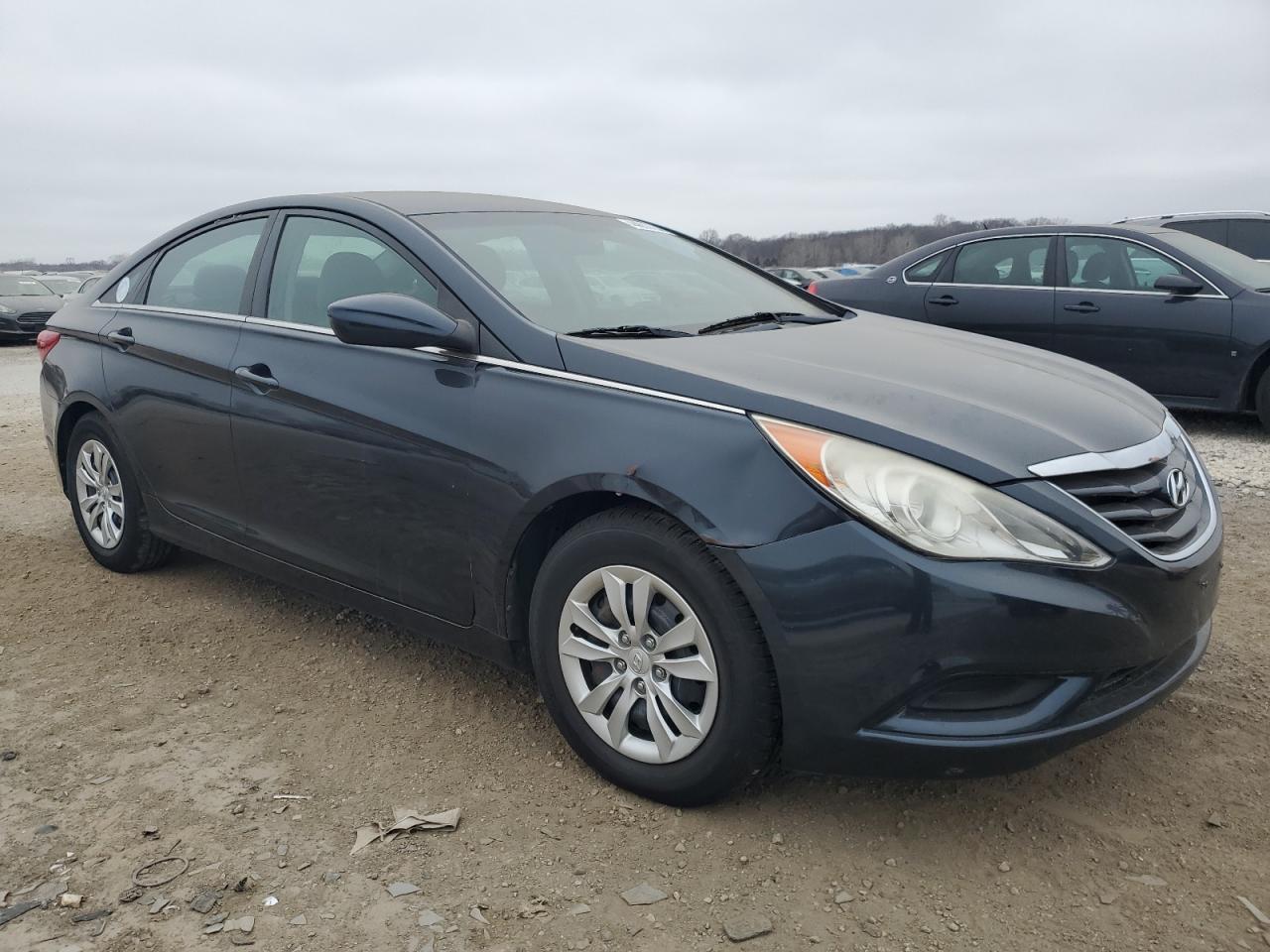 2011 HYUNDAI SONATA GLS - Image 4