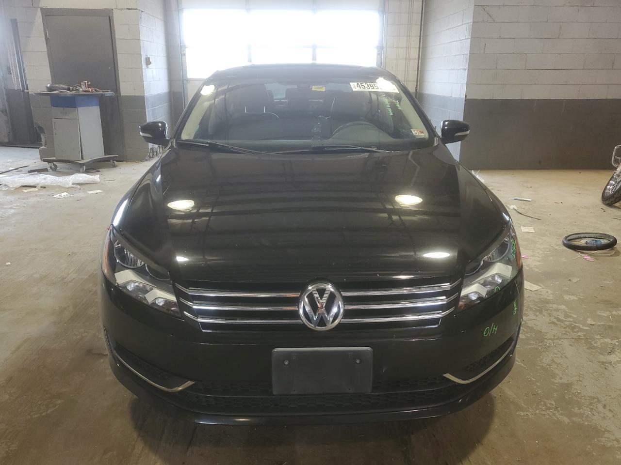2014 VOLKSWAGEN PASSAT SE - Фото 5