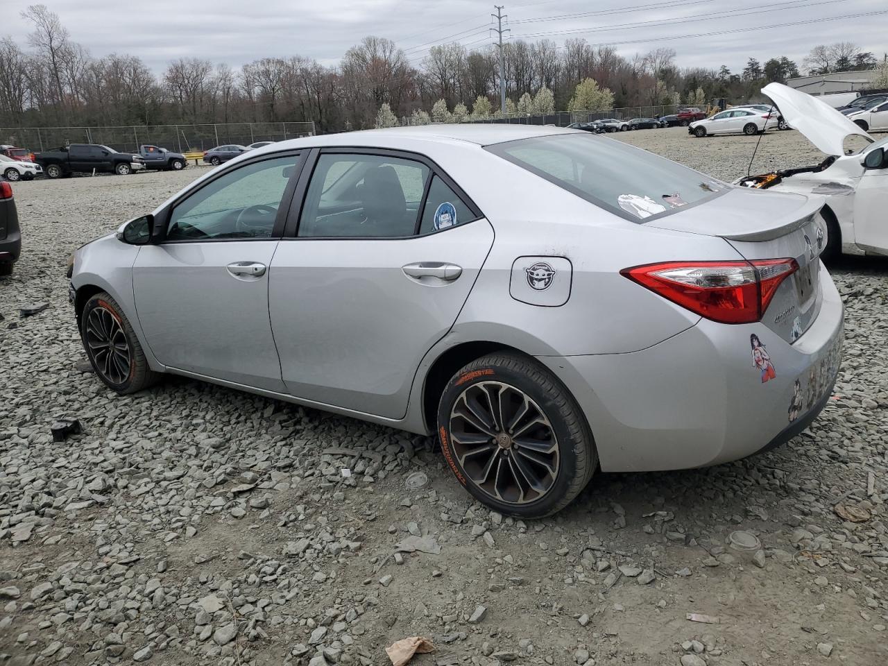 2015 TOYOTA COROLLA L - Image 2