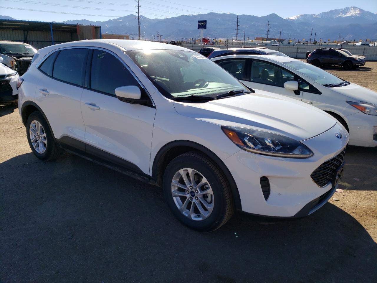 2020 FORD ESCAPE SE - Фото 4