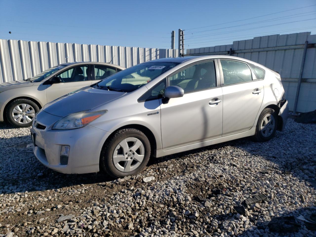 2010 TOYOTA PRIUS car image