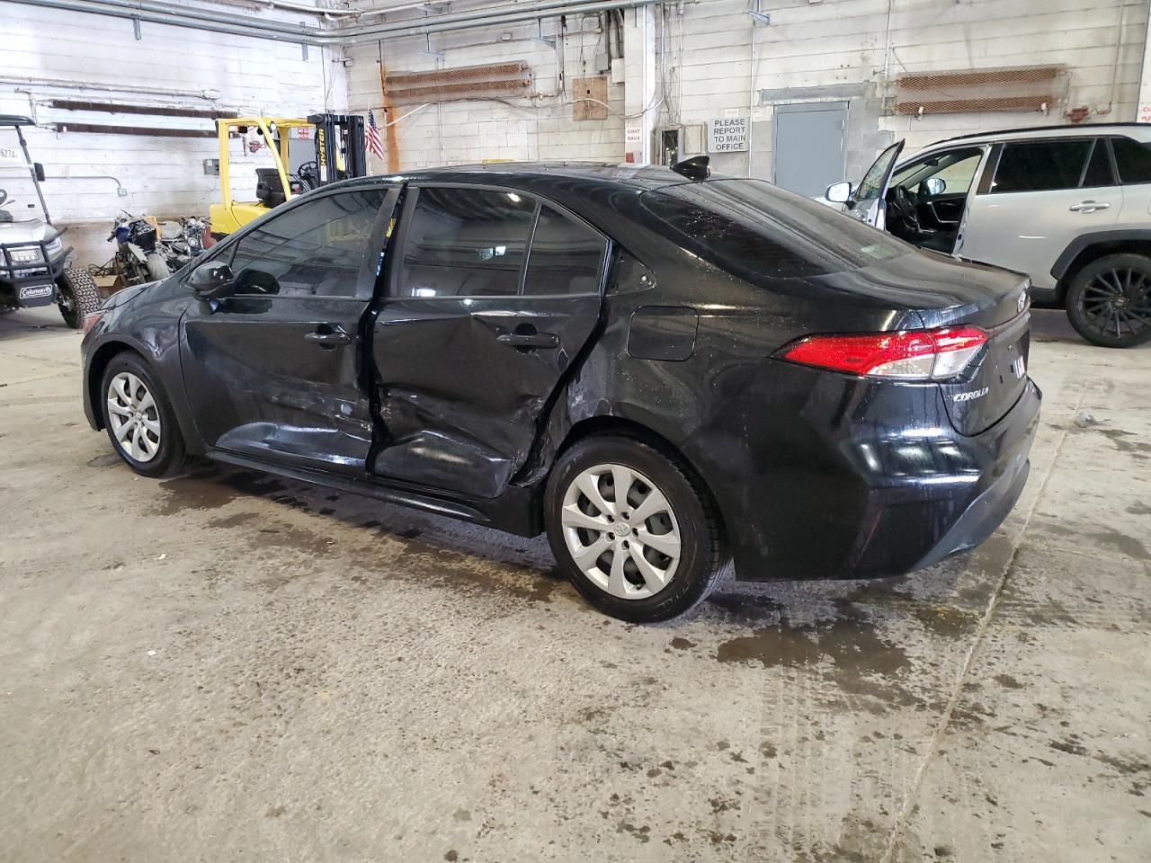 2020 TOYOTA COROLLA LE - Фото 2