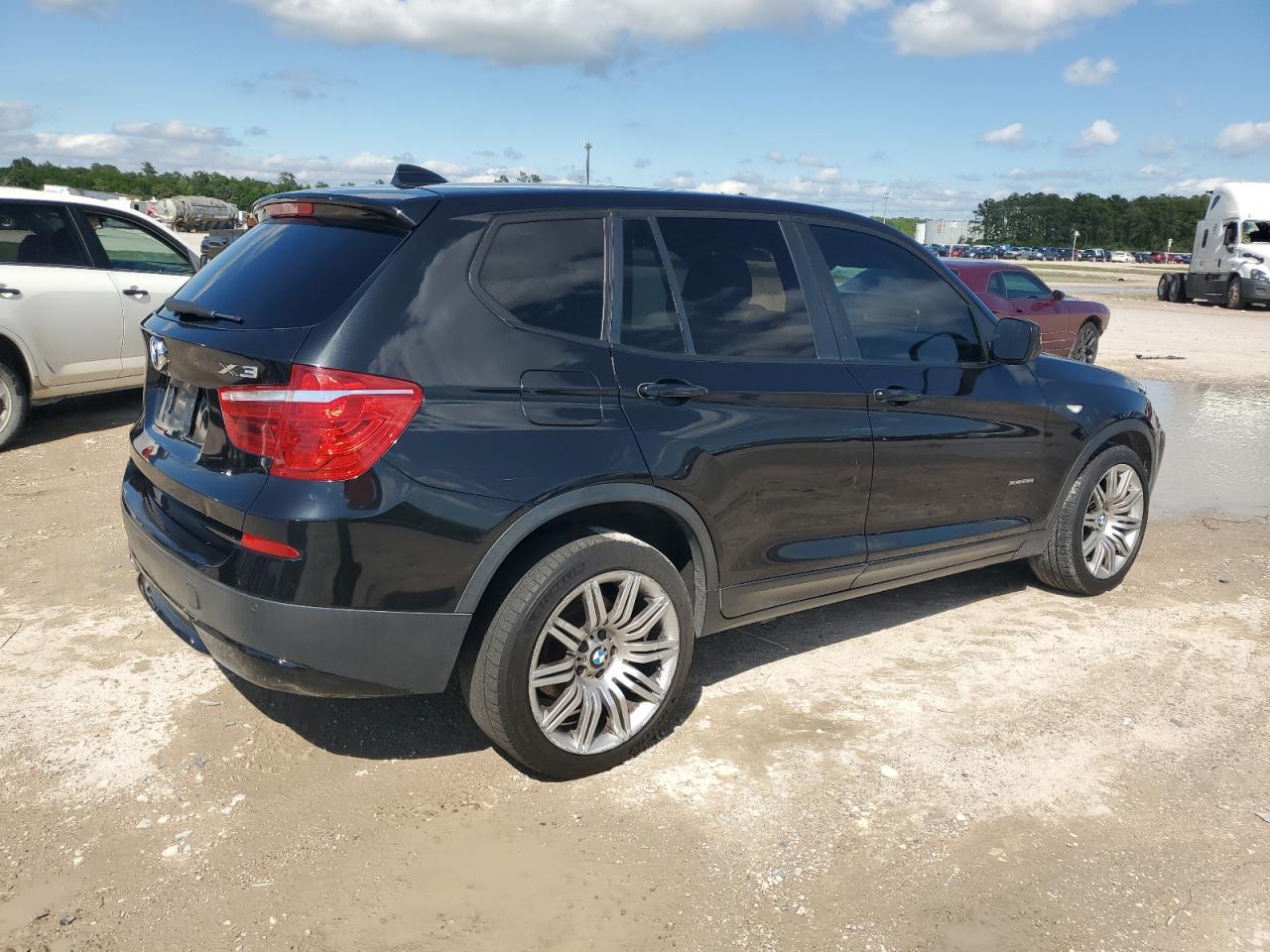 2014 BMW X3 XDRIVE2 - Image 3