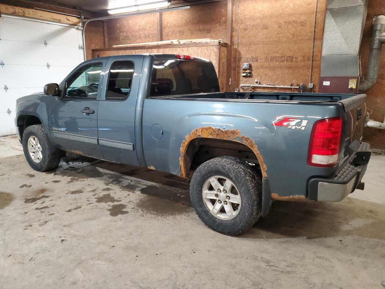 2011 GMC SIERRA K15 - Image 2