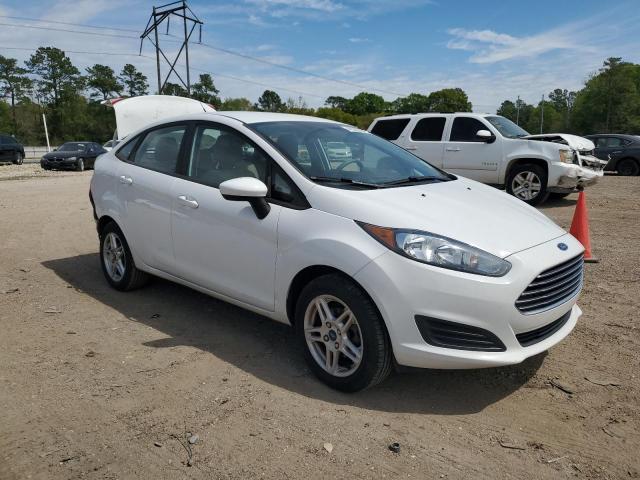 2019 Ford Fiesta Se - Image 4