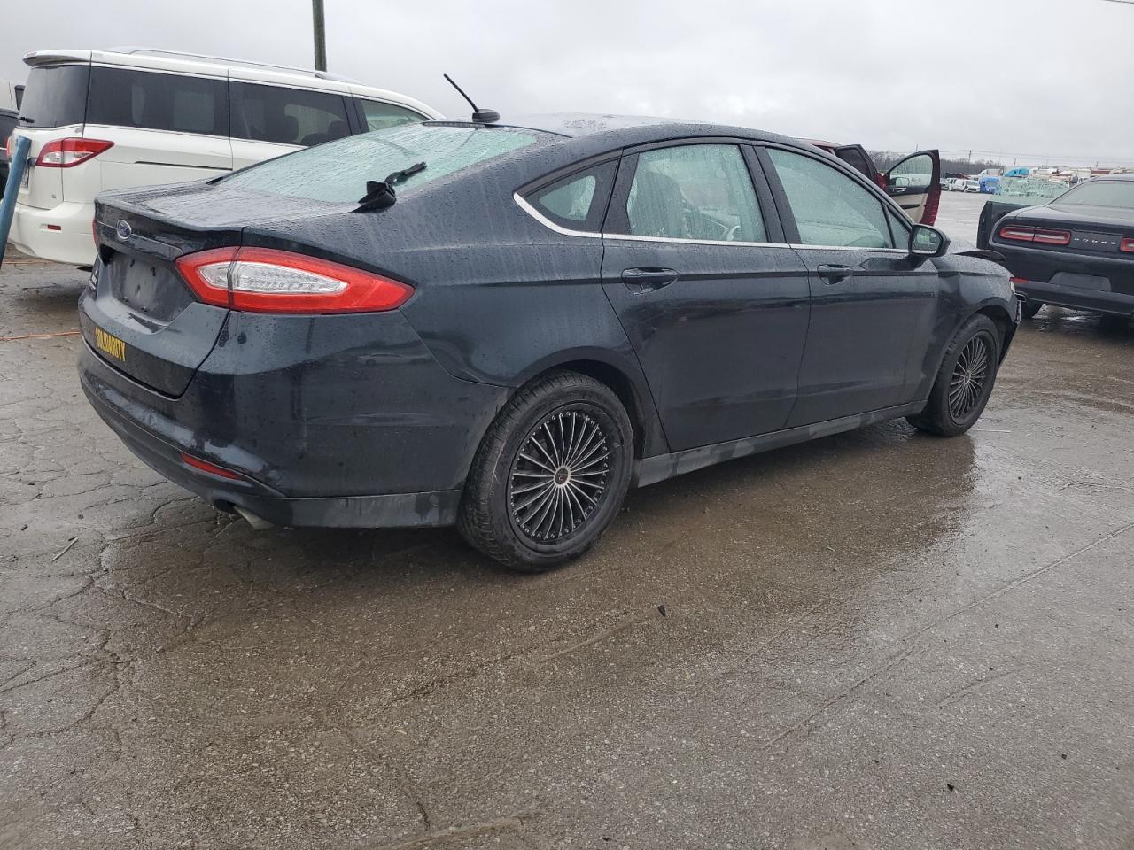 2014 FORD FUSION S - Image 3