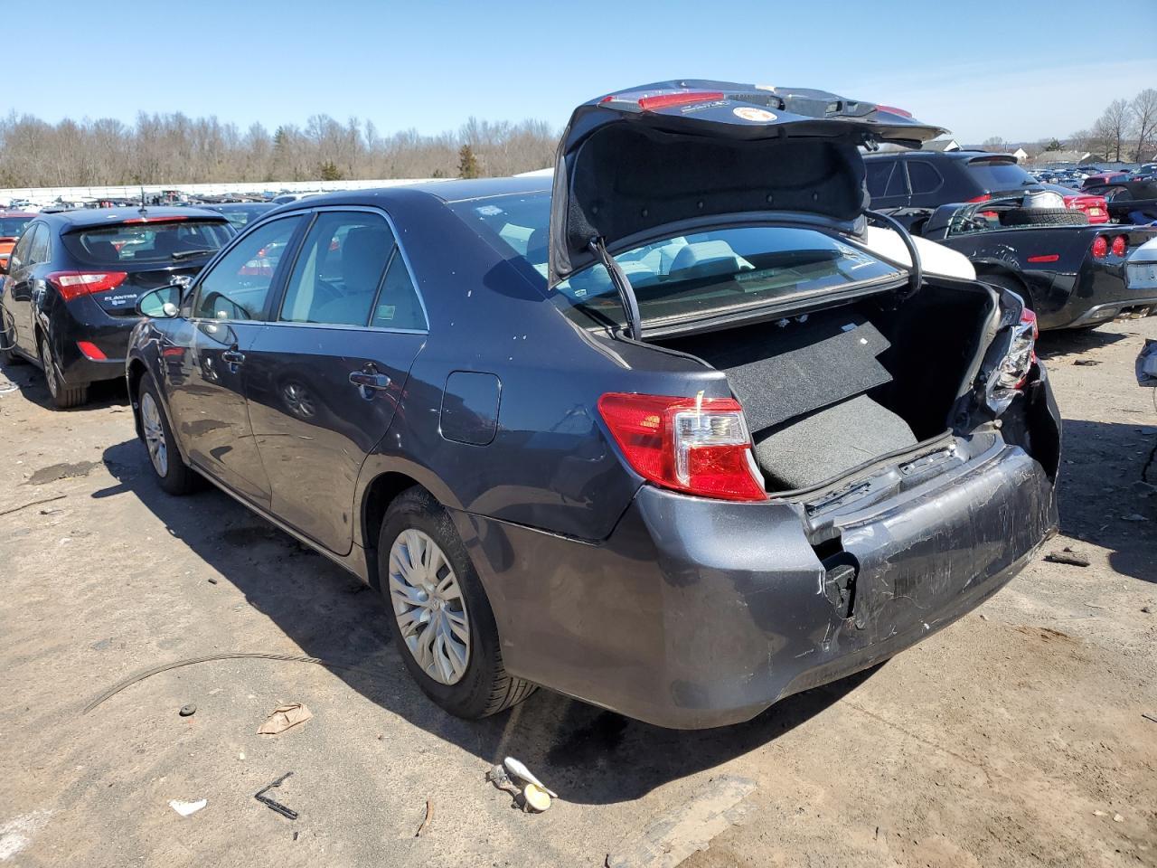 2012 TOYOTA CAMRY BASE - Фото 2