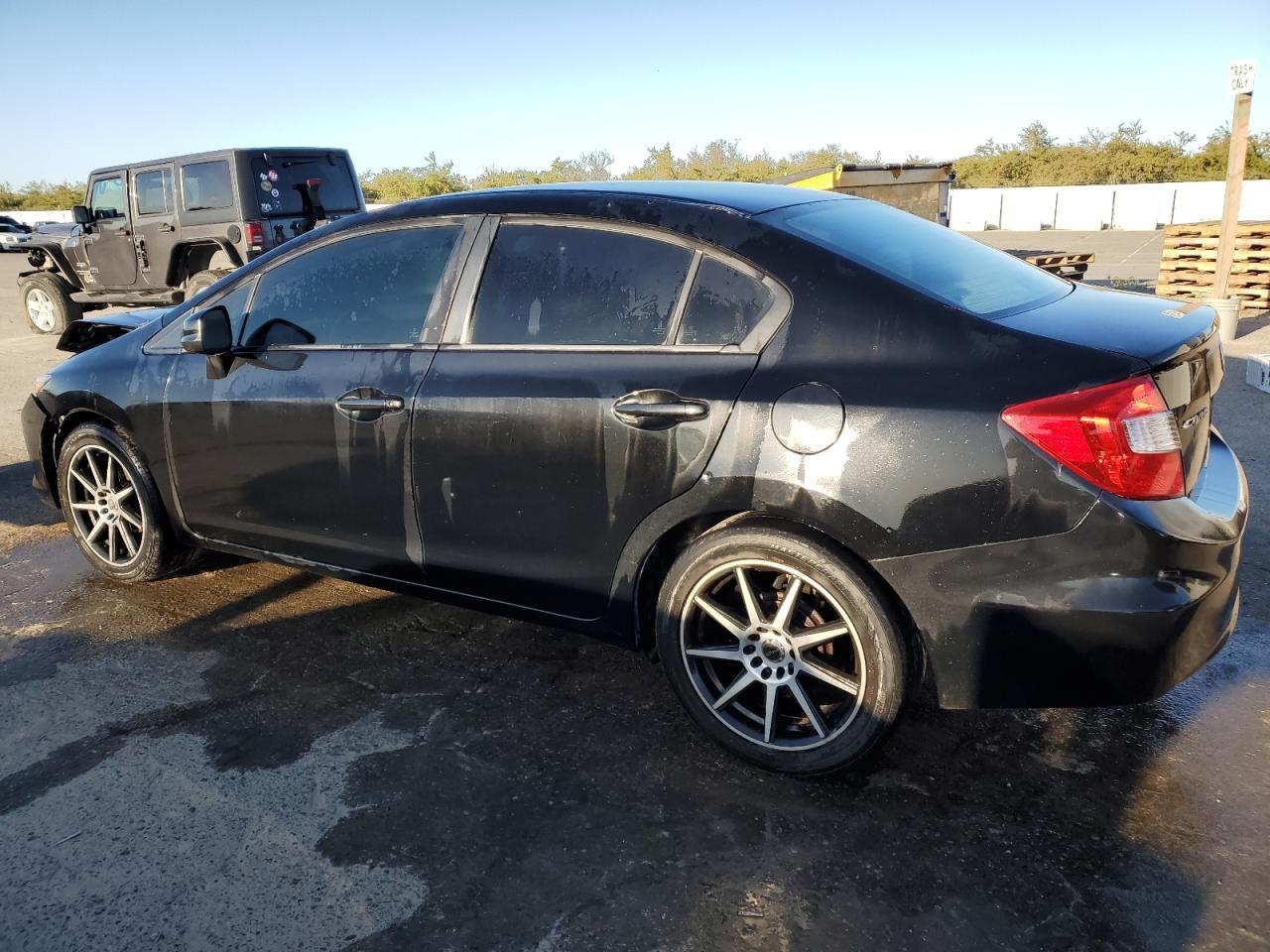 2012 HONDA CIVIC LX - Image 2