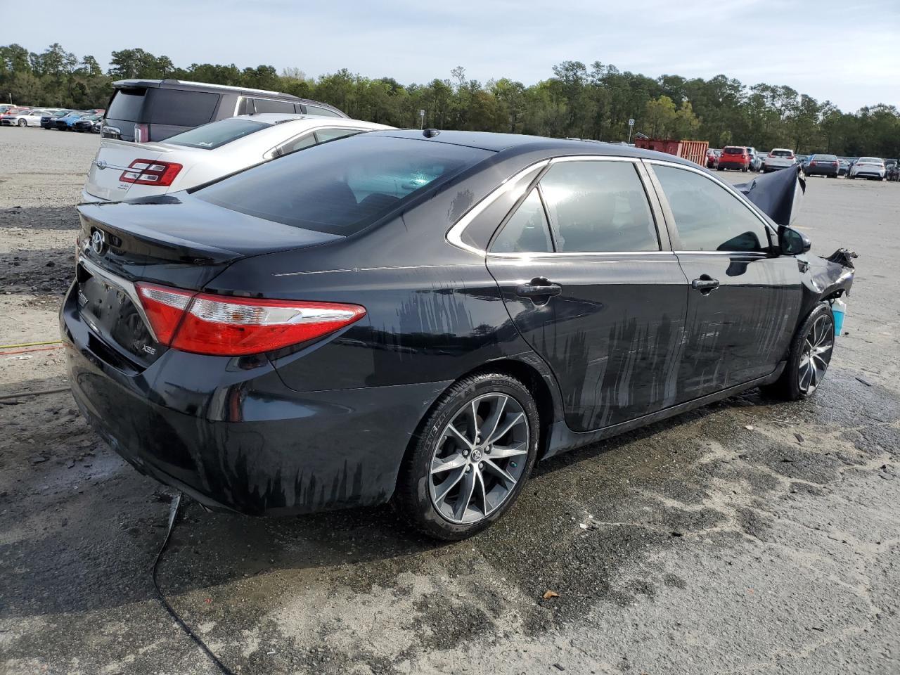 2017 TOYOTA CAMRY LE - Image 3
