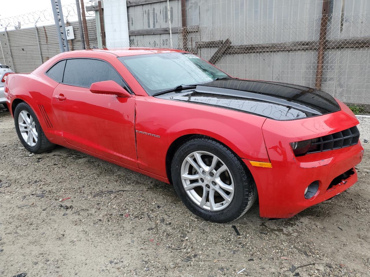 2011 CHEVROLET CAMARO LT - Фото 4