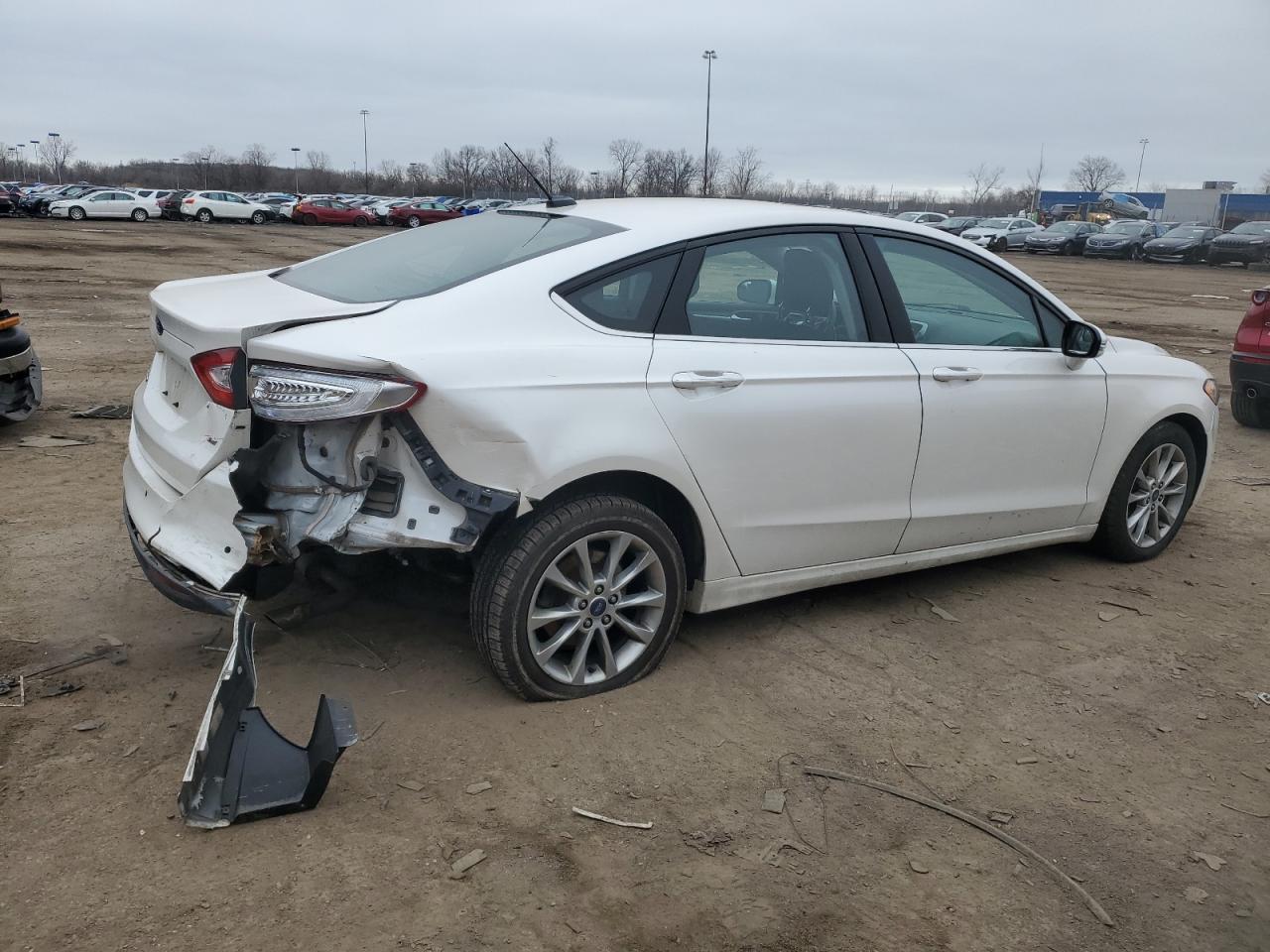 2014 FORD FUSION SE - Image 3