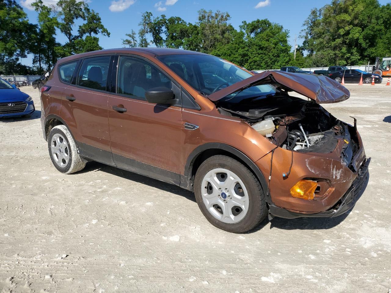 2017 FORD ESCAPE S - Image 4