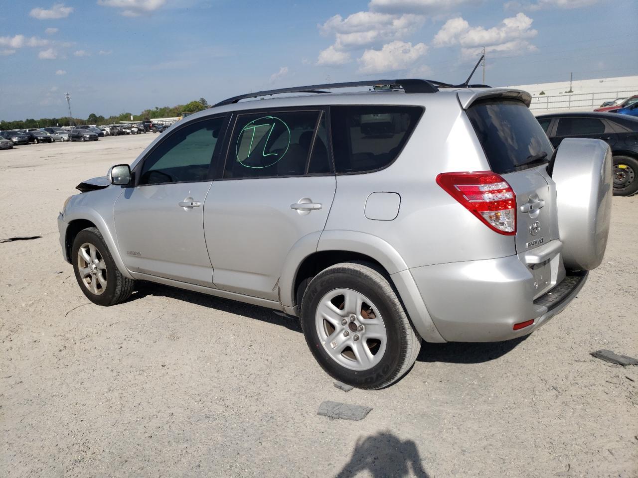 2011 TOYOTA RAV4 LIMIT - Фото 2