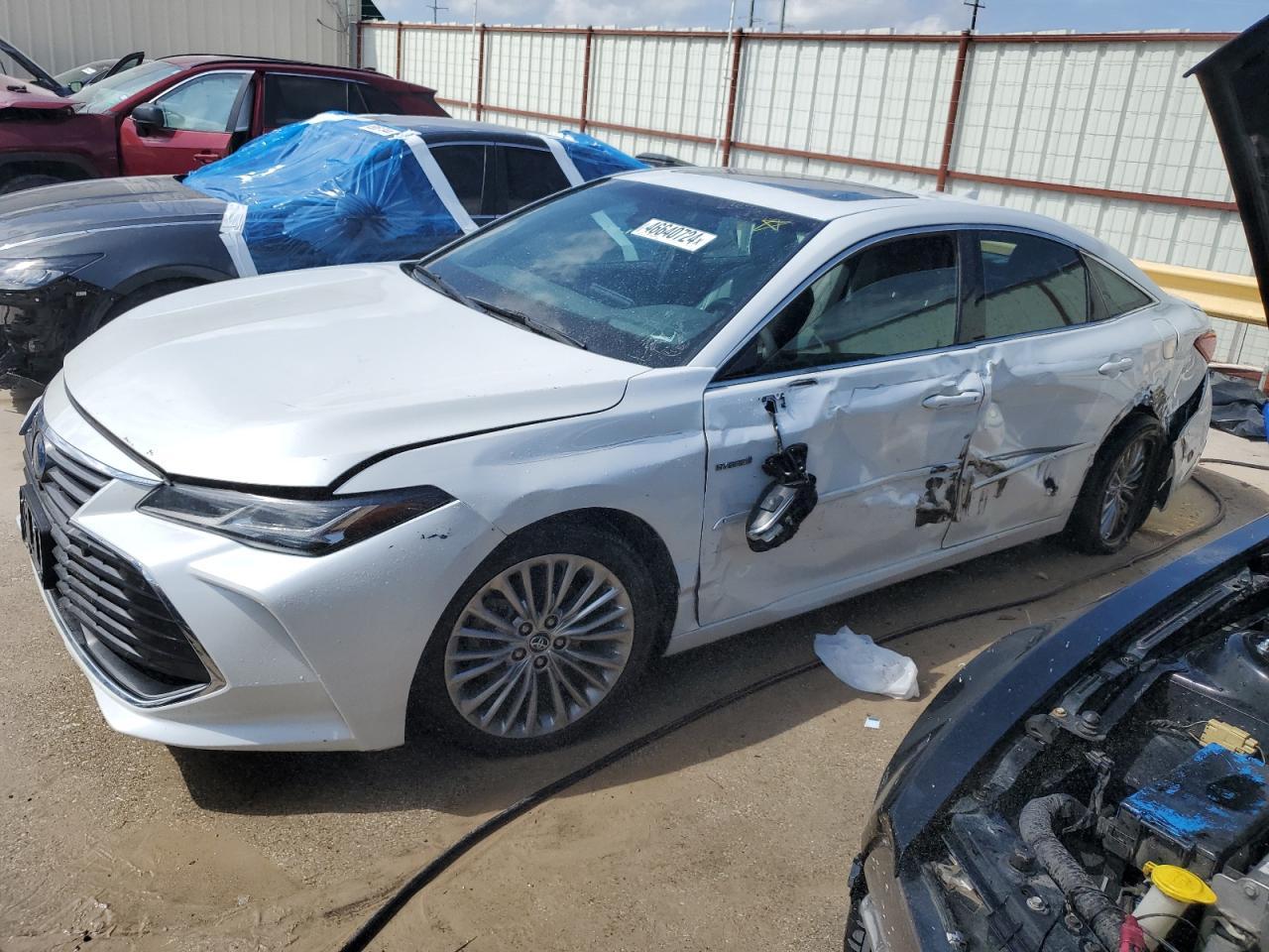 2019 TOYOTA AVALON XLE car image