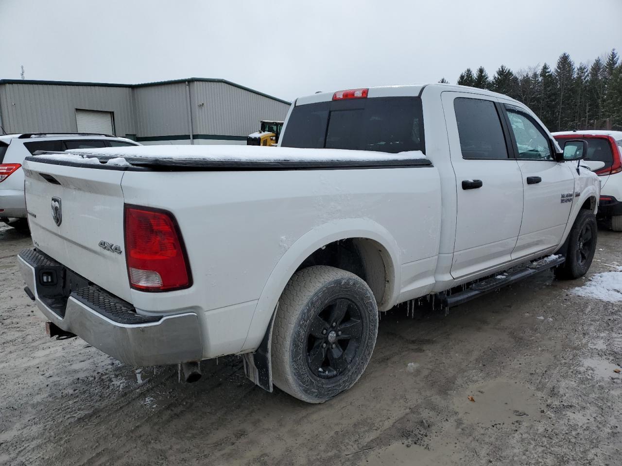 2017 RAM 1500 SLT - Фото 3