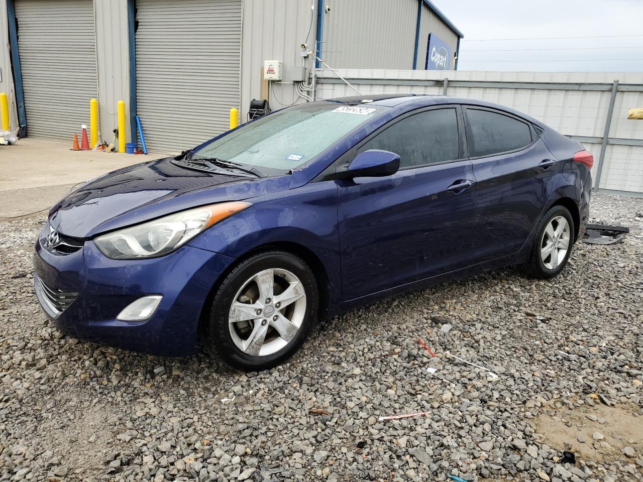 2013 HYUNDAI ELANTRA GL
