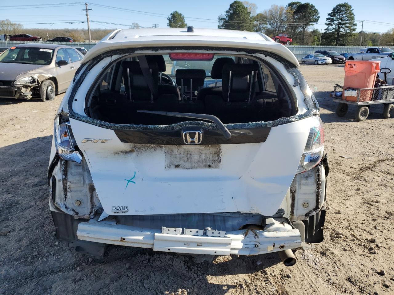 2011 HONDA FIT SPORT - Image 6