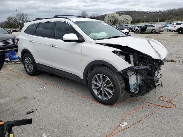 2017 Hyundai Santa Fe Se - Фото 4