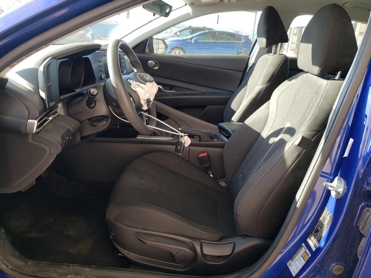 2023 HYUNDAI ELANTRA SE - Image 7
