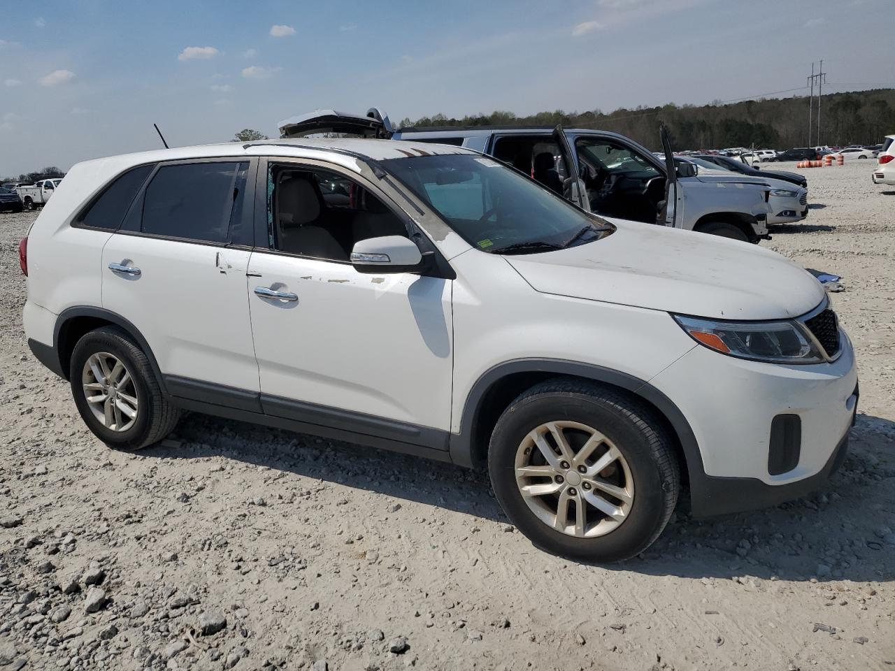 2014 KIA SORENTO LX - Image 4