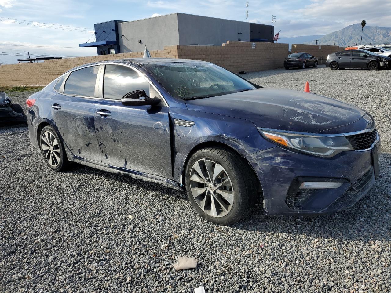 2019 KIA OPTIMA LX - Image 4