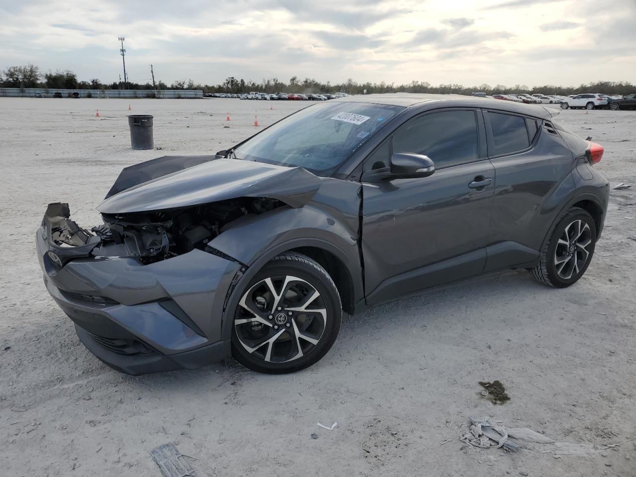 2019 TOYOTA C-HR XLE