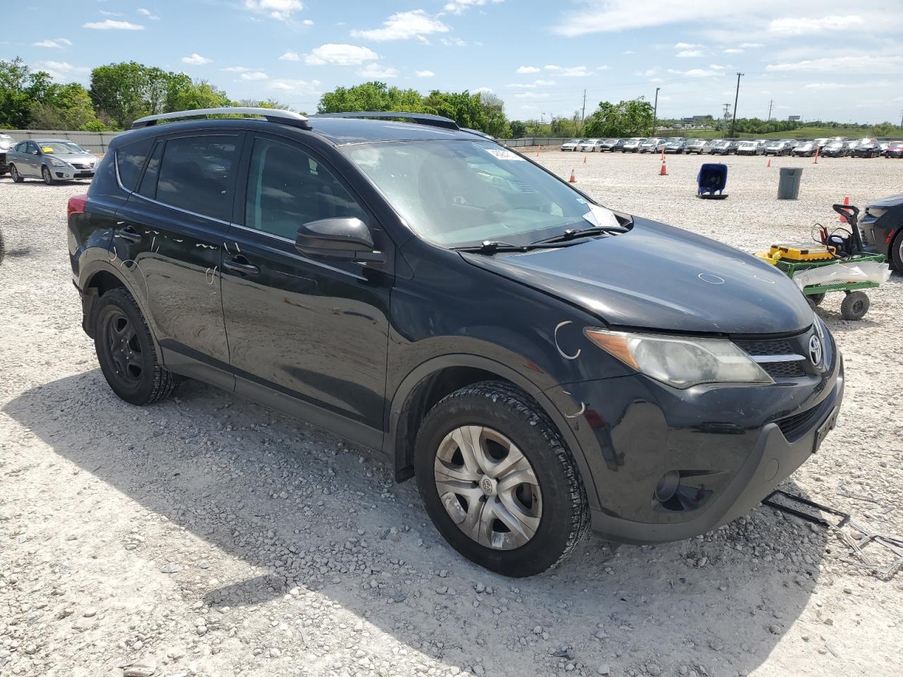 2015 TOYOTA RAV4 LE - Image 4
