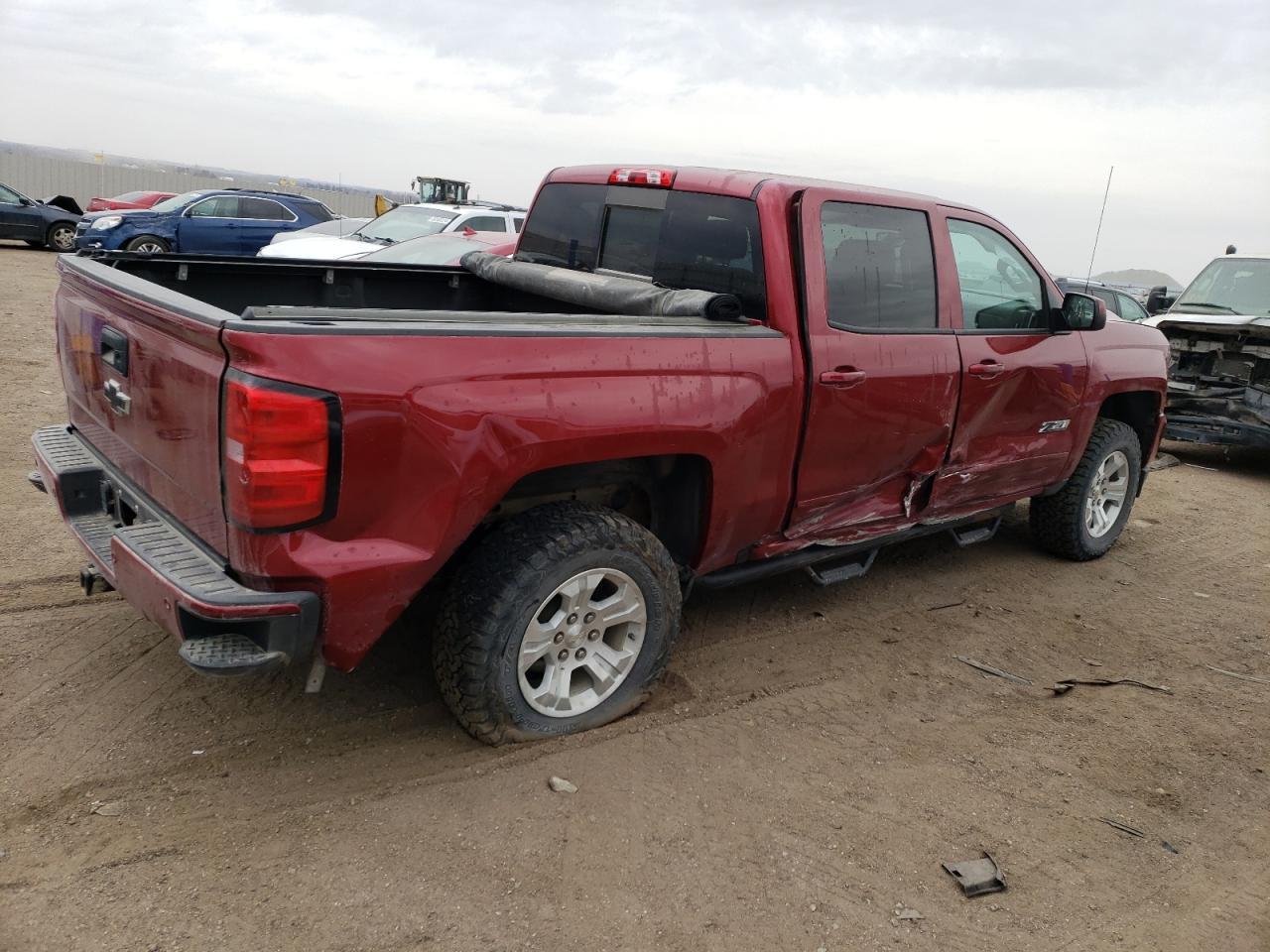 2018 CHEVROLET SILVERADO - Фото 3