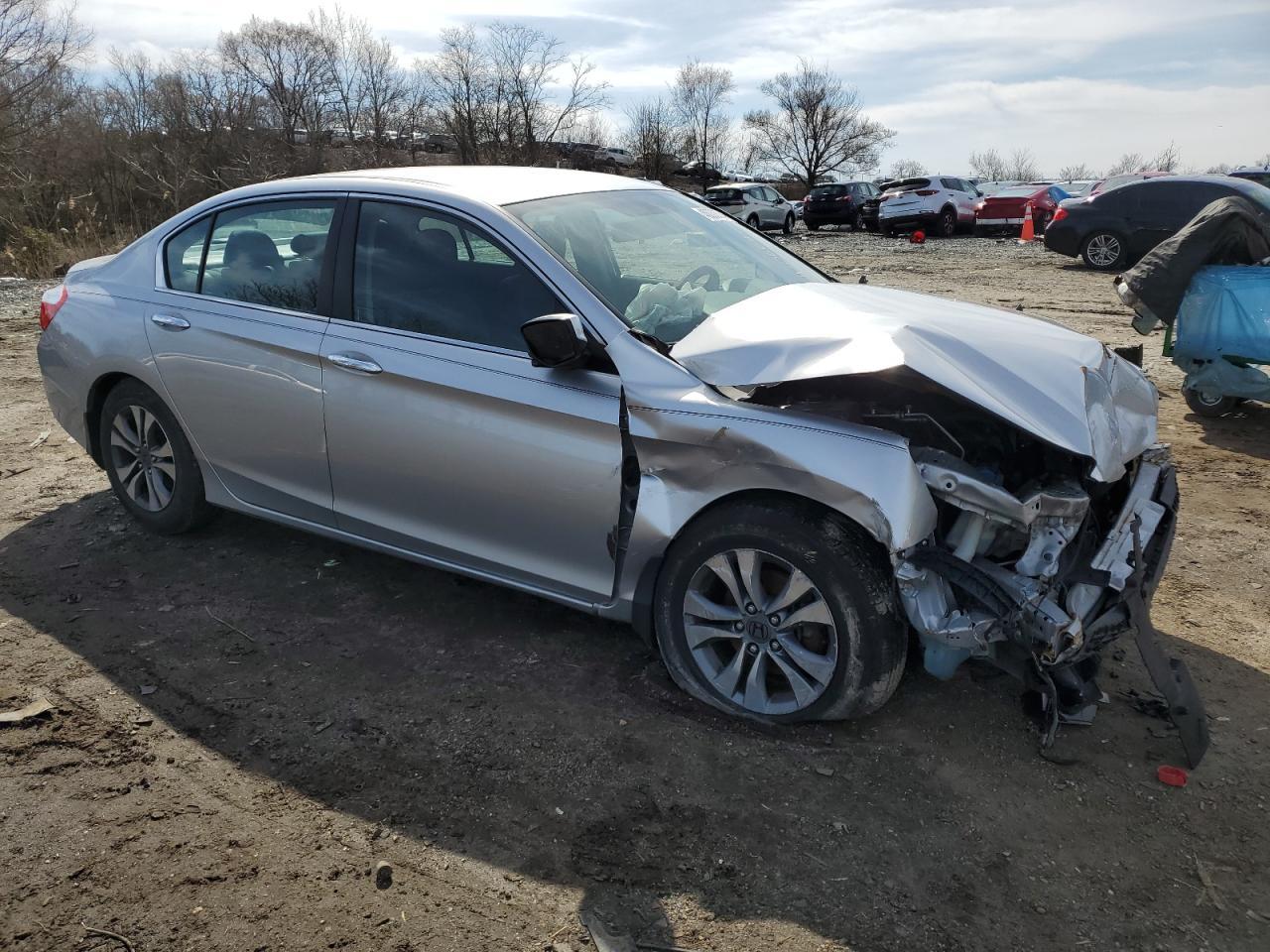 2014 HONDA ACCORD LX - Фото 4
