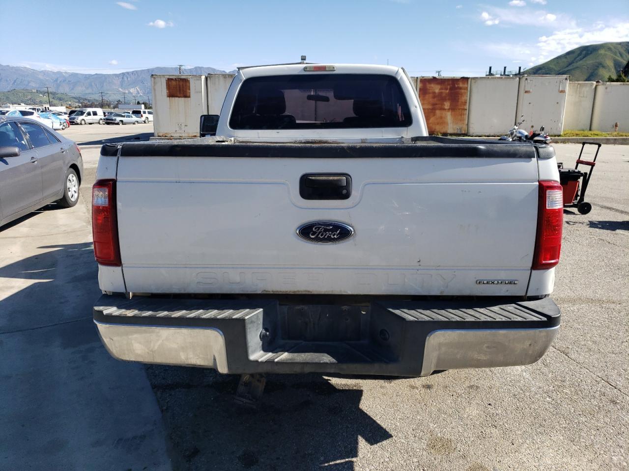 2016 FORD F250 SUPER - Фото 6