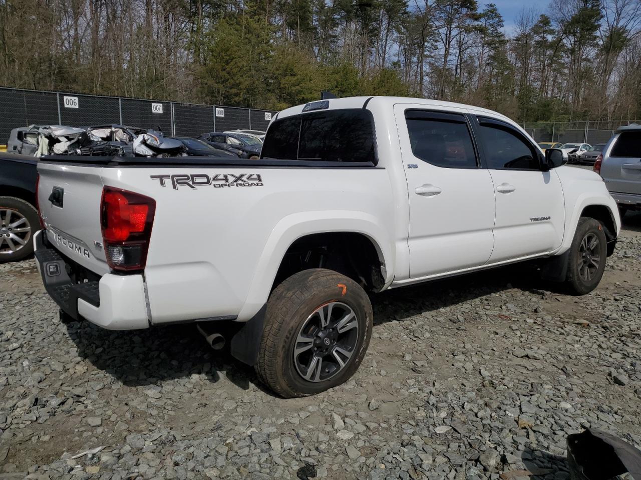2023 TOYOTA TACOMA DOU - Фото 3