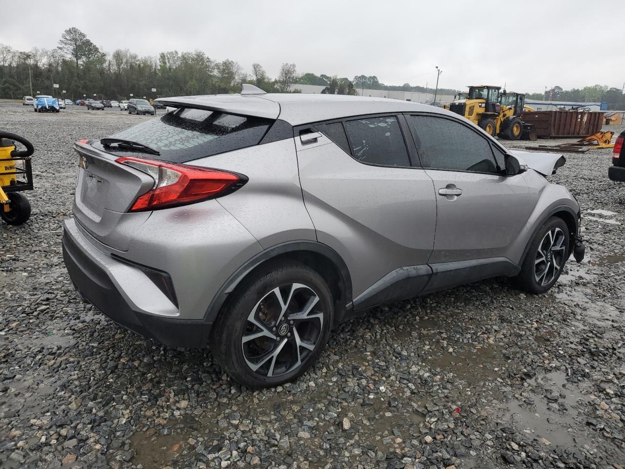 2018 TOYOTA C-HR XLE - Image 3