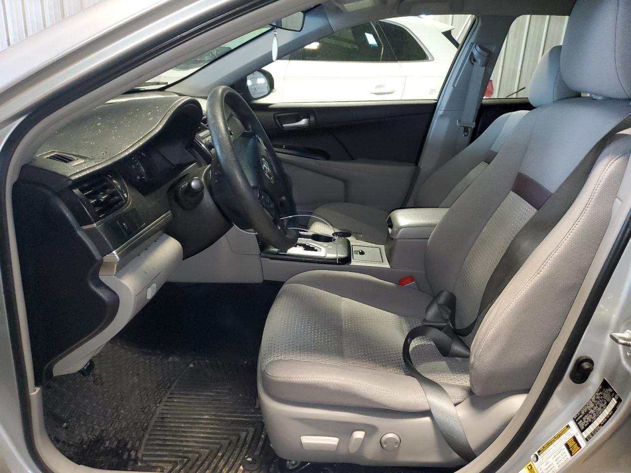 2013 TOYOTA CAMRY L - Фото 7